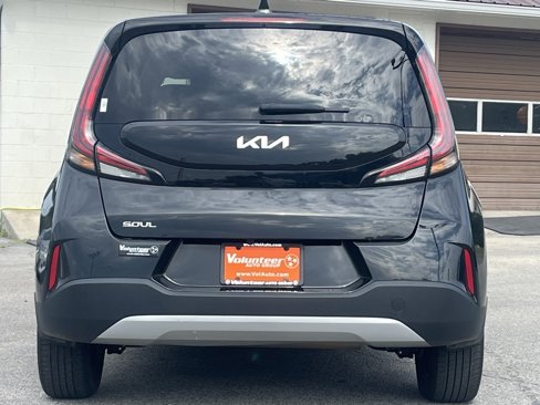 Used 2024 Kia Soul LX image 6