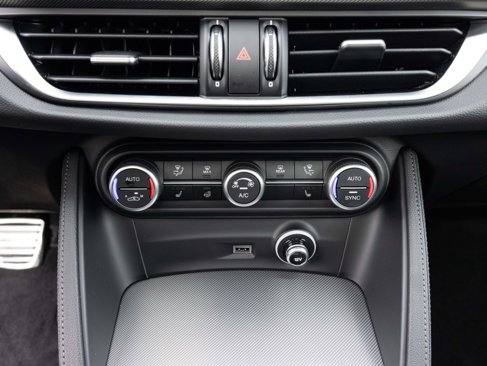 New 2025 Alfa Romeo Stelvio Tributo Italiano w/ Active Assist Plus Package image 28