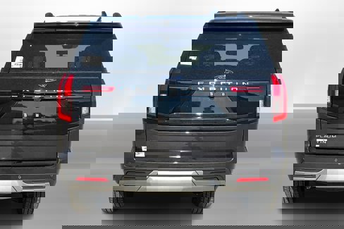 New 2025 Ford Expedition Platinum image 4