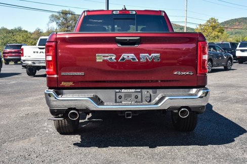 New 2026 RAM 1500 4x4 Crew Cab image 4