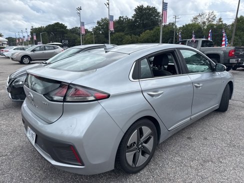 Used 2020 Hyundai Ioniq Limited image 3