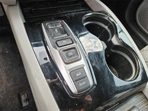 Used 2016 Honda Pilot Touring image 23