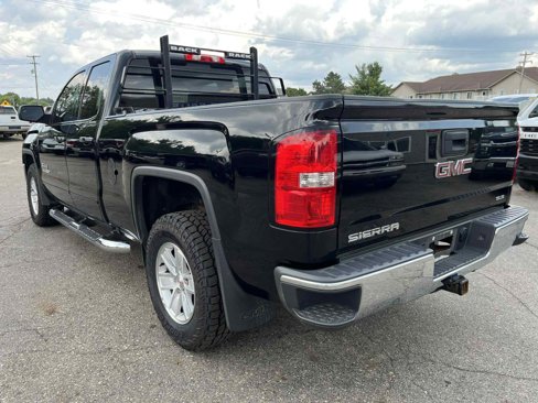 Used 2017 GMC Sierra 1500 SLE image 9