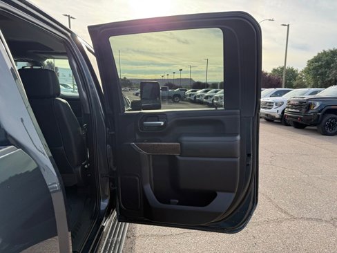 Used 2022 GMC Sierra 2500 Denali image 27