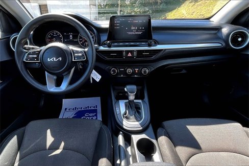 Used 2023 Kia Forte LXS image 18