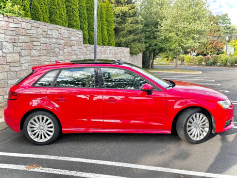 Used 2017 Audi A3 e-tron Premium image 5