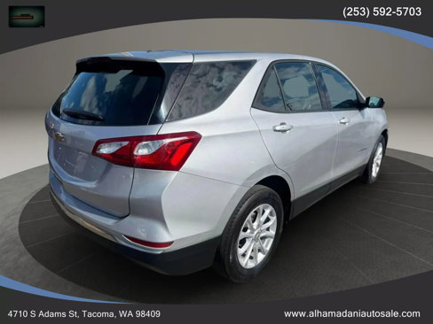 Used 2018 Chevrolet Equinox LS image 4