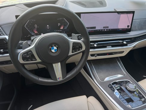 Used 2025 BMW X7 xDrive40i w/ M Sport Package image 72