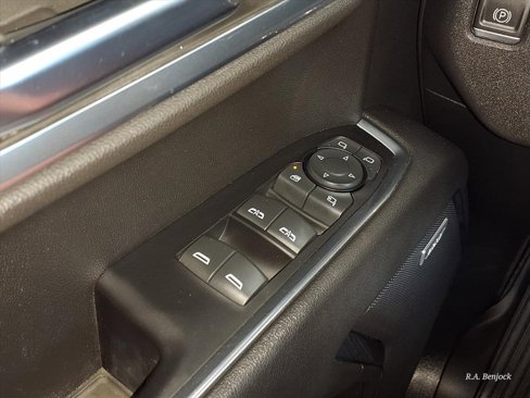 Certified 2023 GMC Sierra 1500 SLT w/ SLT Convenience Package image 36