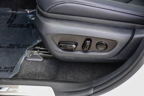 New 2026 Lexus TX 500h AWD image 27