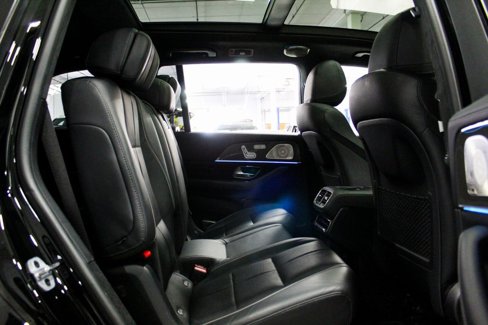 Used 2023 Mercedes-Benz GLS 580 4MATIC image 29