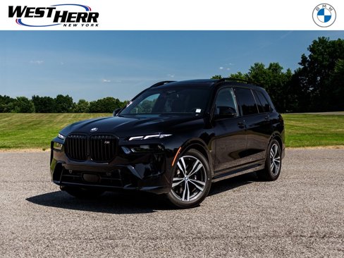 Used 2026 BMW X7 M60i image 1