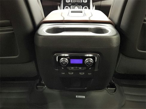 Used 2024 GMC Yukon Denali Ultimate image 32