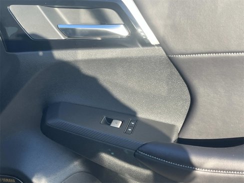 New 2025 Mitsubishi Outlander SE image 20