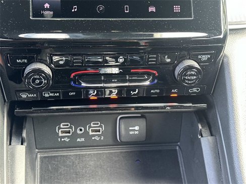 Used 2023 Jeep Grand Cherokee Altitude image 19