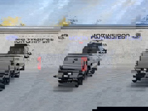 New 2026 Ford F250 Lariat w/ Black Appearance Package image 8