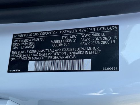 New 2026 Volvo XC60 B5 Plus image 36