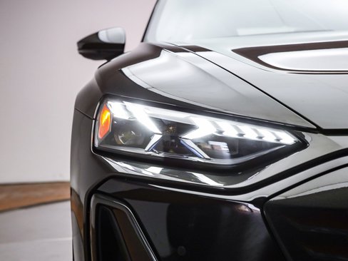 New 2025 Audi S e-tron GT Prestige image 13