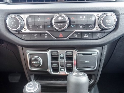 New 2025 Jeep Wrangler Sahara image 26