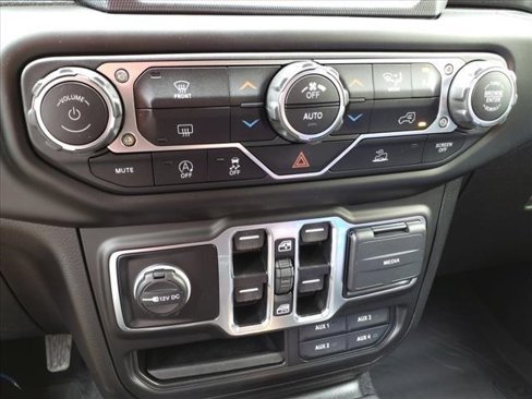 New 2023 Jeep Wrangler Sport S image 13