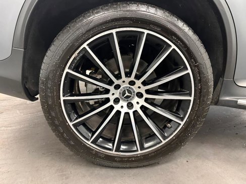 Used 2021 Mercedes-Benz GLC 300 4MATIC Coupe w/ AMG Line image 18