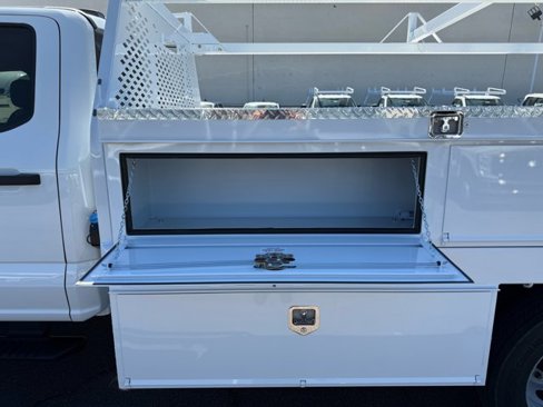 New 2026 Ford F550 4x4 Crew Cab Super Duty image 12