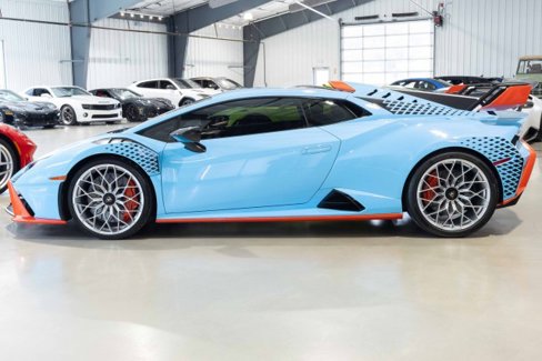 Used 2022 Lamborghini Huracan STO image 8