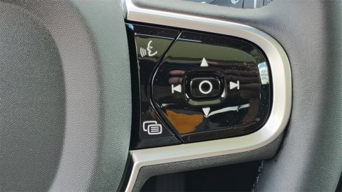 New 2026 Volvo XC60 B5 Plus w/ Protection Package Premier image 17