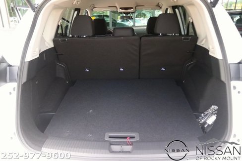 New 2026 Nissan Rogue SV image 13