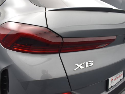 Used 2025 BMW X6 xDrive40i image 8