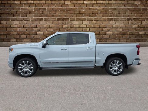 New 2026 Chevrolet Silverado 1500 High Country image 2