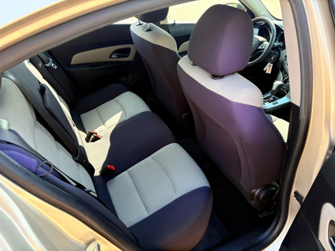 Used 2014 Chevrolet Cruze LS image 18