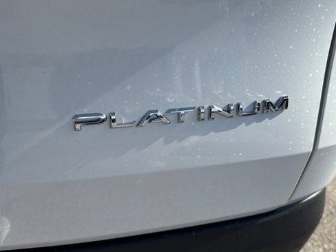 New 2026 Toyota Grand Highlander Platinum image 7