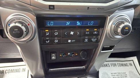 Used 2014 Toyota 4Runner Limited image 18