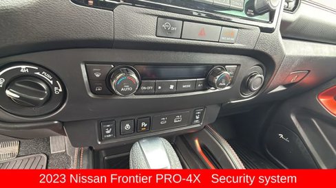 Used 2023 Nissan Frontier PRO-4X w/ Pro-4X Premium Package image 14