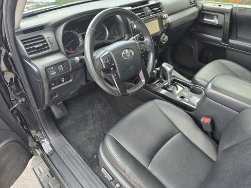 Used 2018 Toyota 4Runner TRD Off-Road Premium image 9