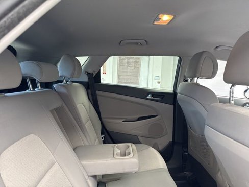 Used 2017 Hyundai Tucson SE image 12