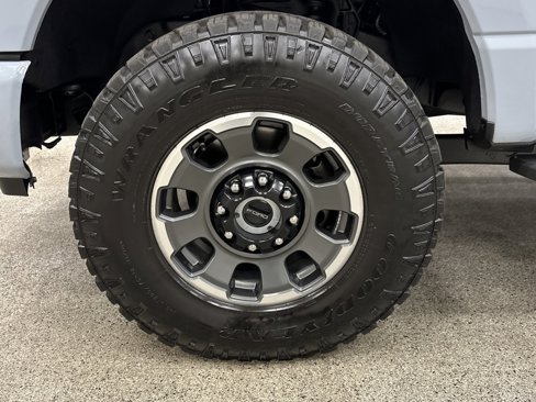Used 2024 Ford F250 Lariat w/ Lariat Ultimate Package image 2