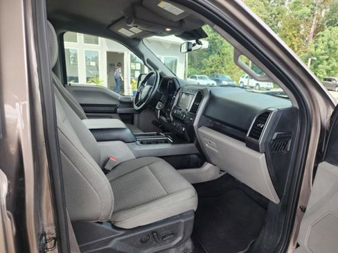 Used 2019 Ford F150 XLT w/ Equipment Group 302A Luxury image 18