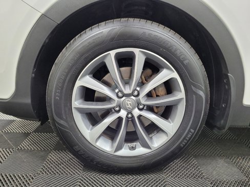 Used 2017 Hyundai Santa Fe SE image 31