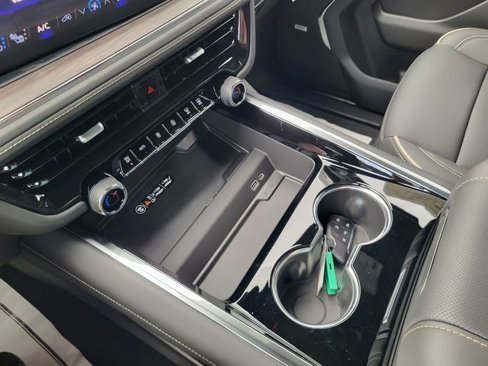 New 2025 Chevrolet Tahoe Premier image 19