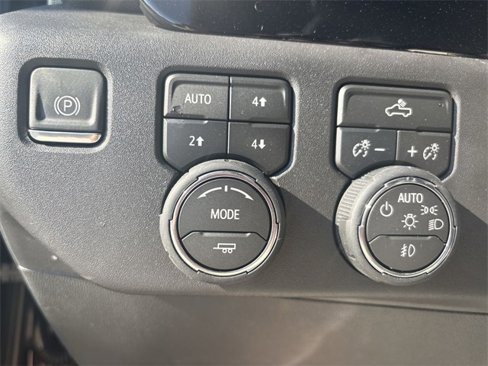 New 2026 Chevrolet Silverado 1500 LT Trail Boss w/ Convenience Package II image 18