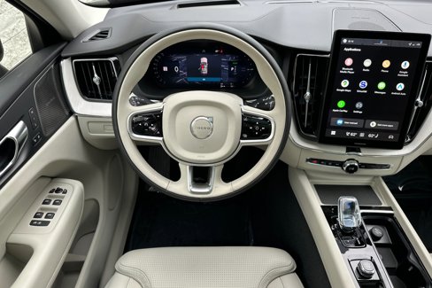 New 2026 Volvo XC60 T8 Ultra image 12