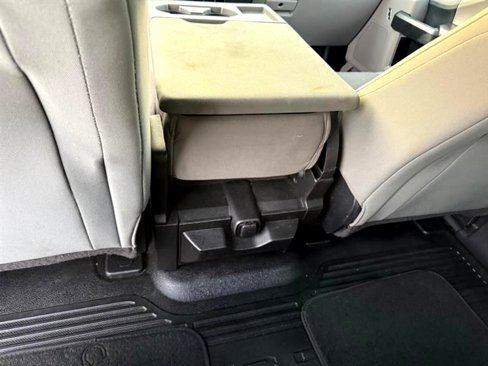 Used 2017 Ford F250 XL w/ Power Equipment Group image 38