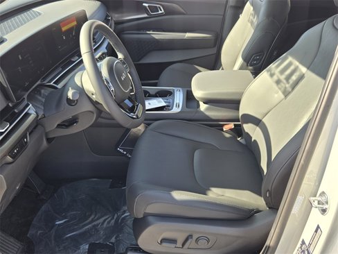 New 2026 Kia Carnival SX image 6