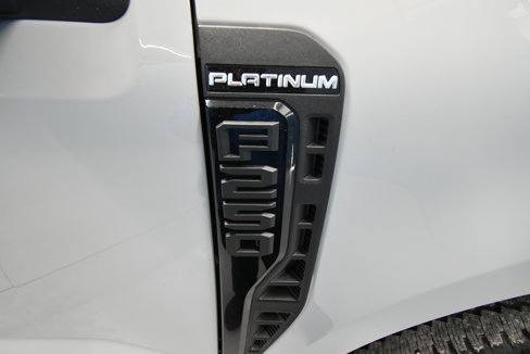 New 2025 Ford F250 Platinum image 39