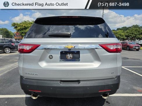 Used 2020 Chevrolet Traverse LT image 6