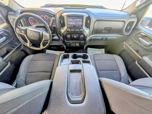 Used 2021 Chevrolet Silverado 2500 LT w/ Midnight Edition image 14