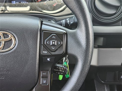 Used 2022 Toyota Tacoma SR image 26