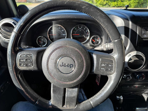 Used 2013 Jeep Wrangler Sahara w/ Connectivity Group image 17